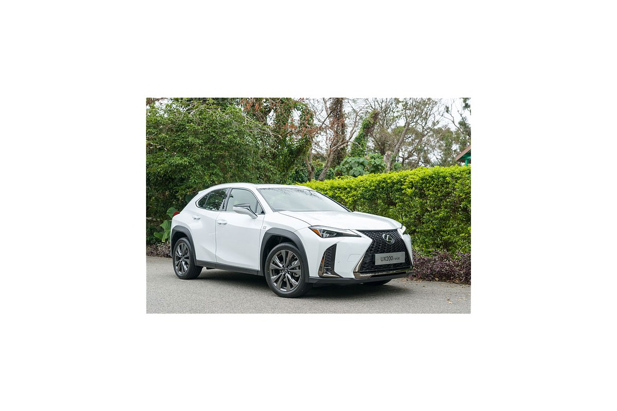 Lexus UX200 F Sport 香港規格、價錢、牌費及介紹文- DCFever.com